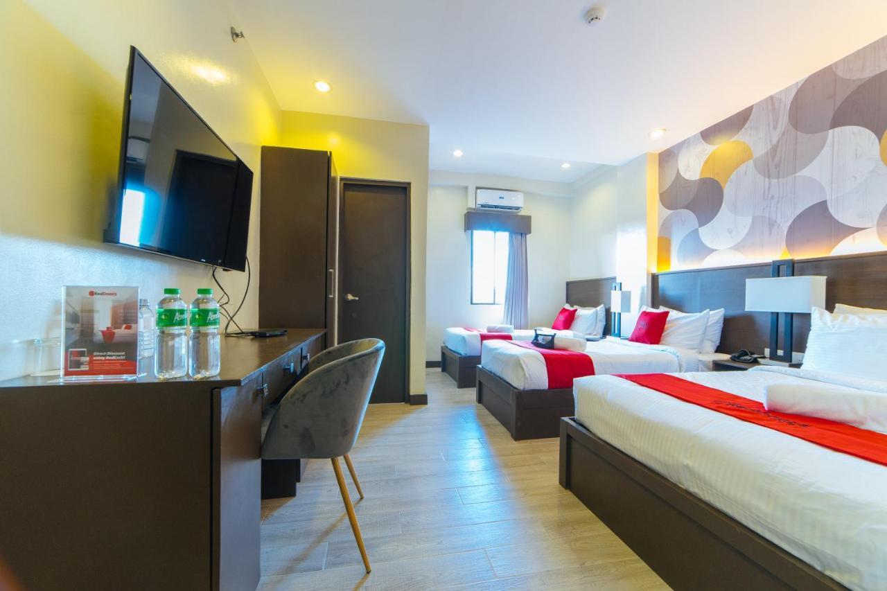 Reddoorz Premium @ Sta Rosa Tagaytay Road Silang Exterior foto