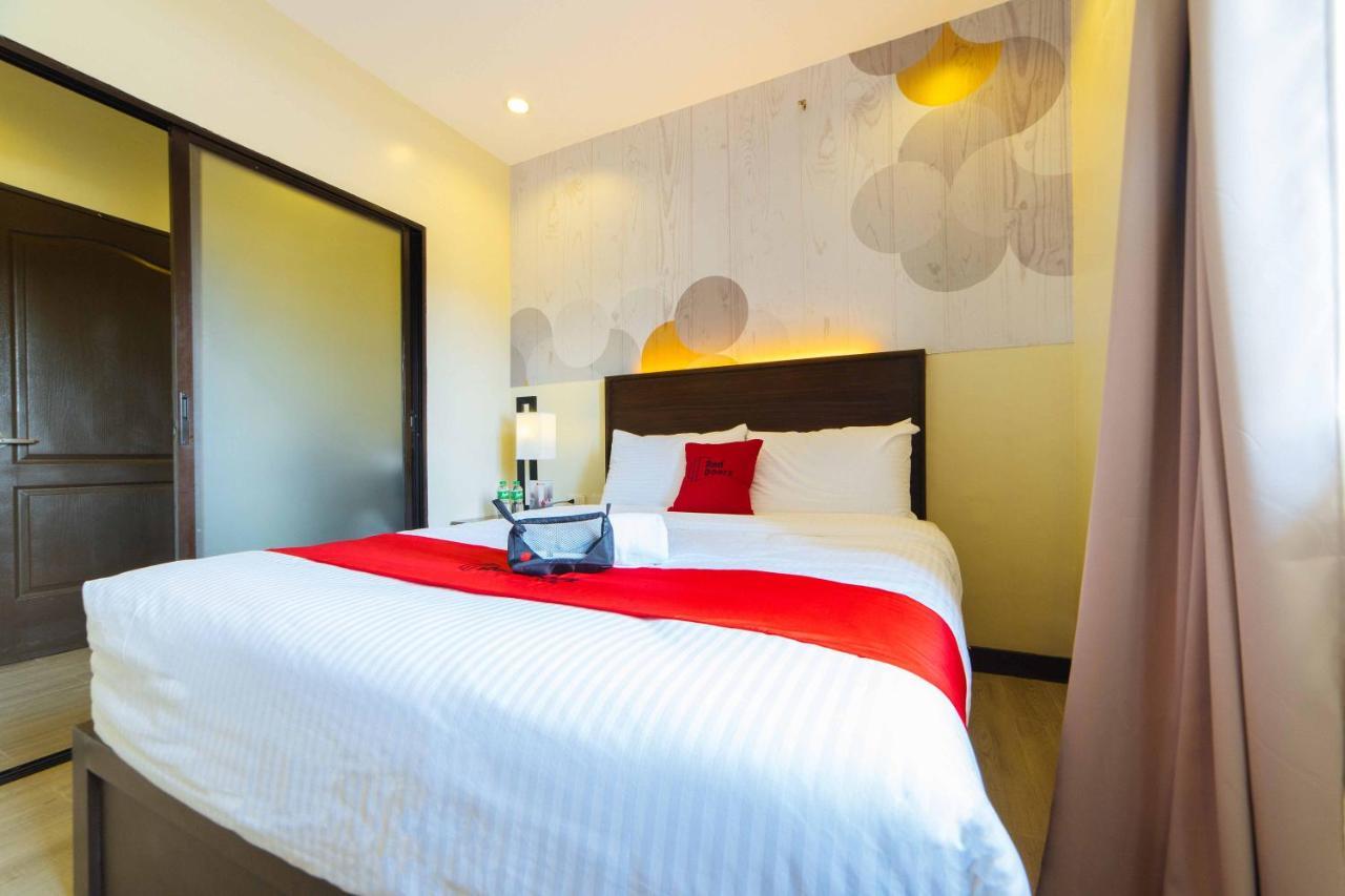 Reddoorz Premium @ Sta Rosa Tagaytay Road Silang Exterior foto