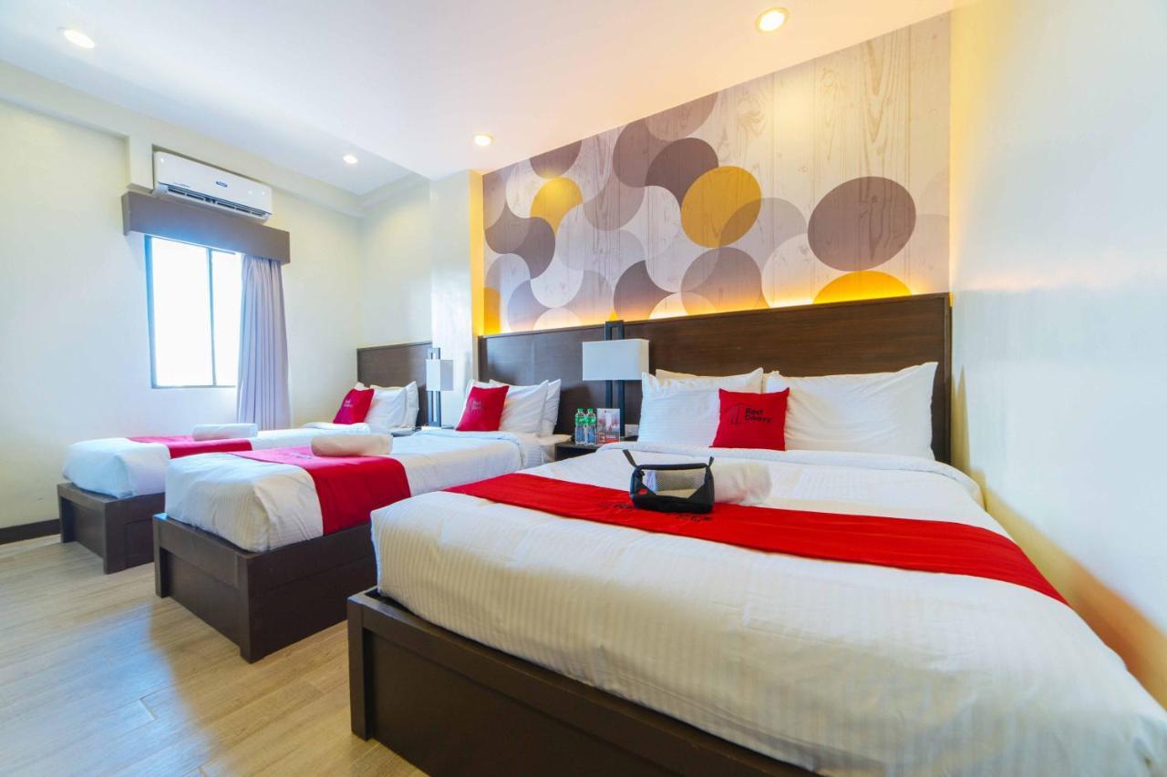 Reddoorz Premium @ Sta Rosa Tagaytay Road Silang Exterior foto