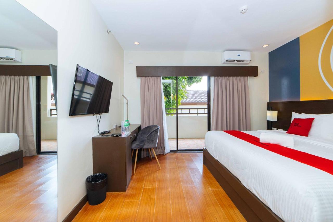 Reddoorz Premium @ Sta Rosa Tagaytay Road Silang Exterior foto
