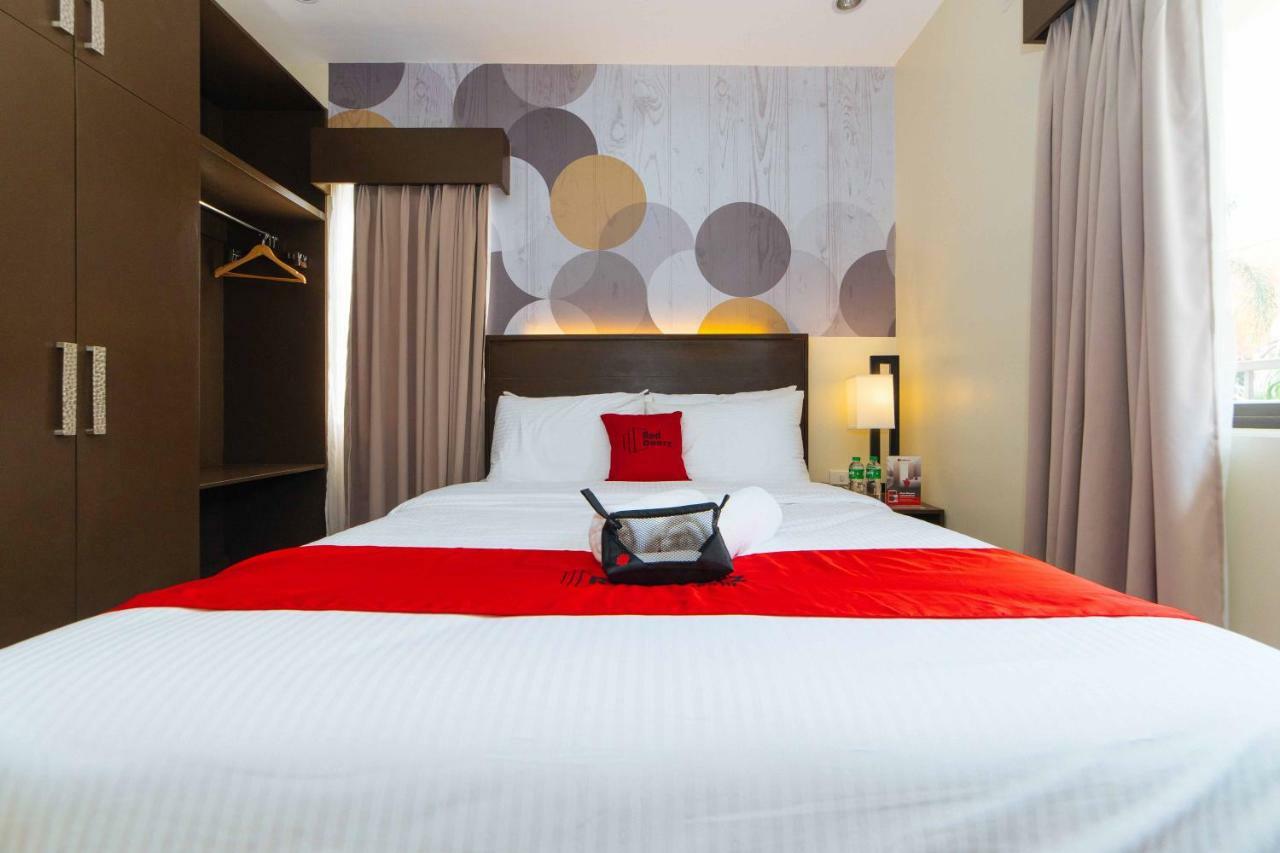 Reddoorz Premium @ Sta Rosa Tagaytay Road Silang Exterior foto